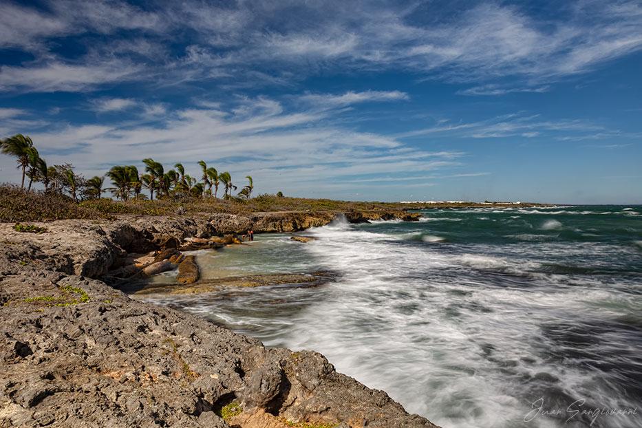 Sandee Playa De Carey Photo