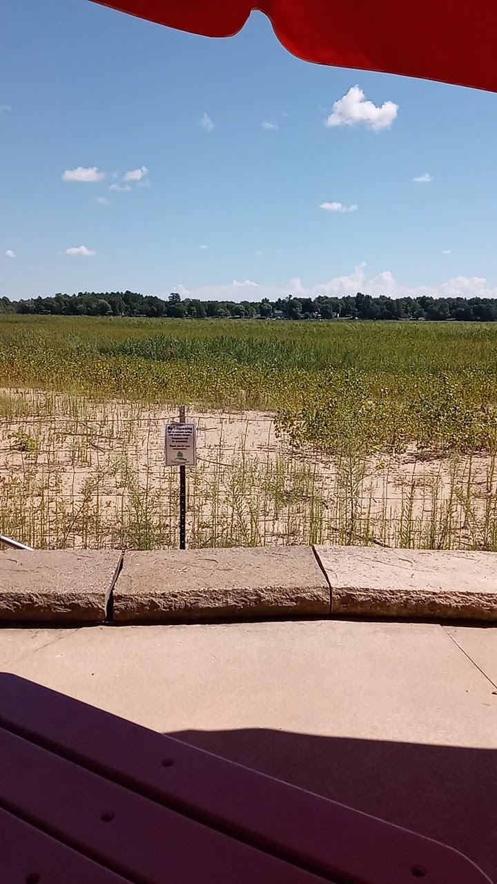 Sandee Sanford Lake Beach Photo