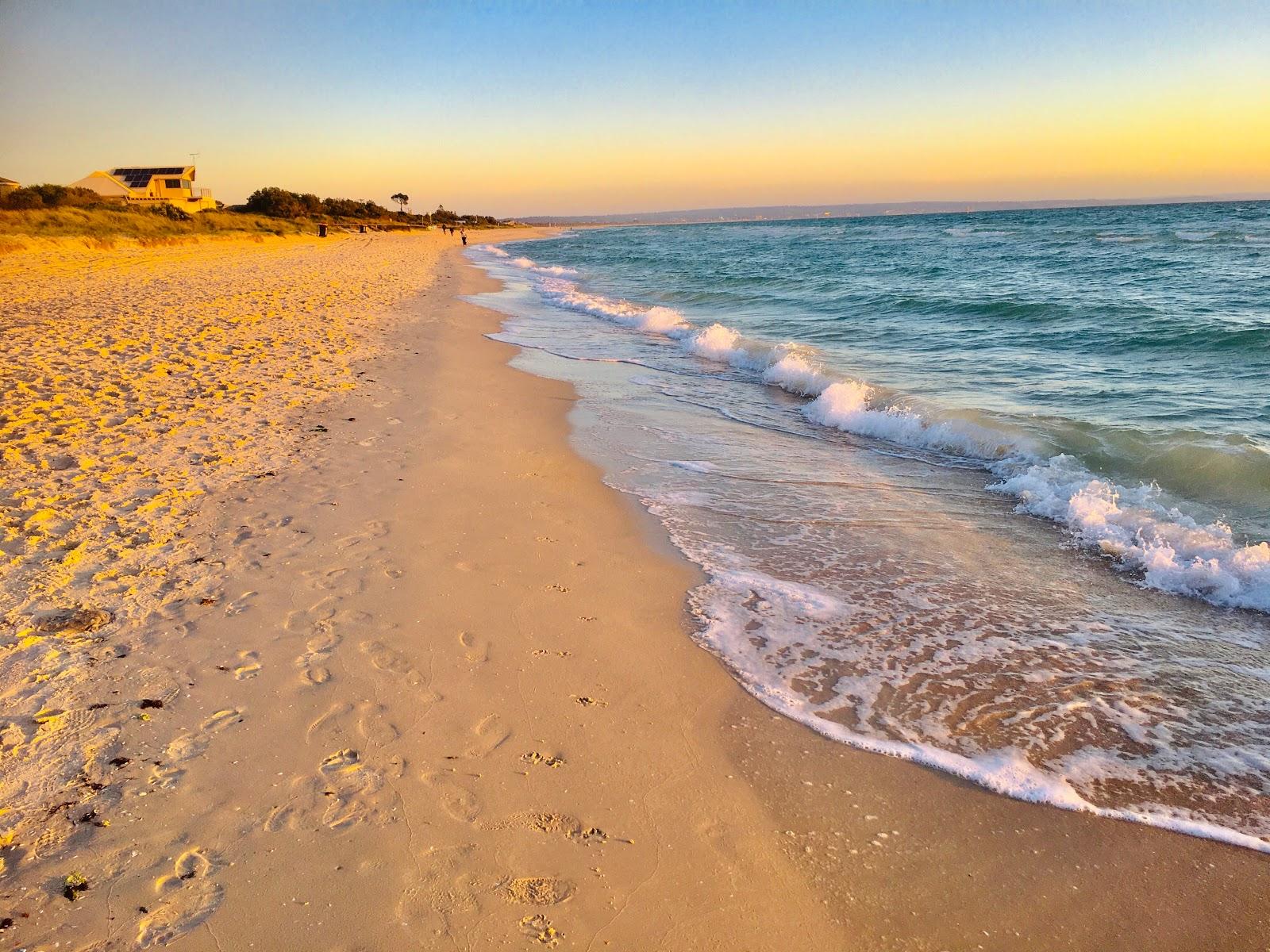 Sandee Lembur Bon Beach Photo