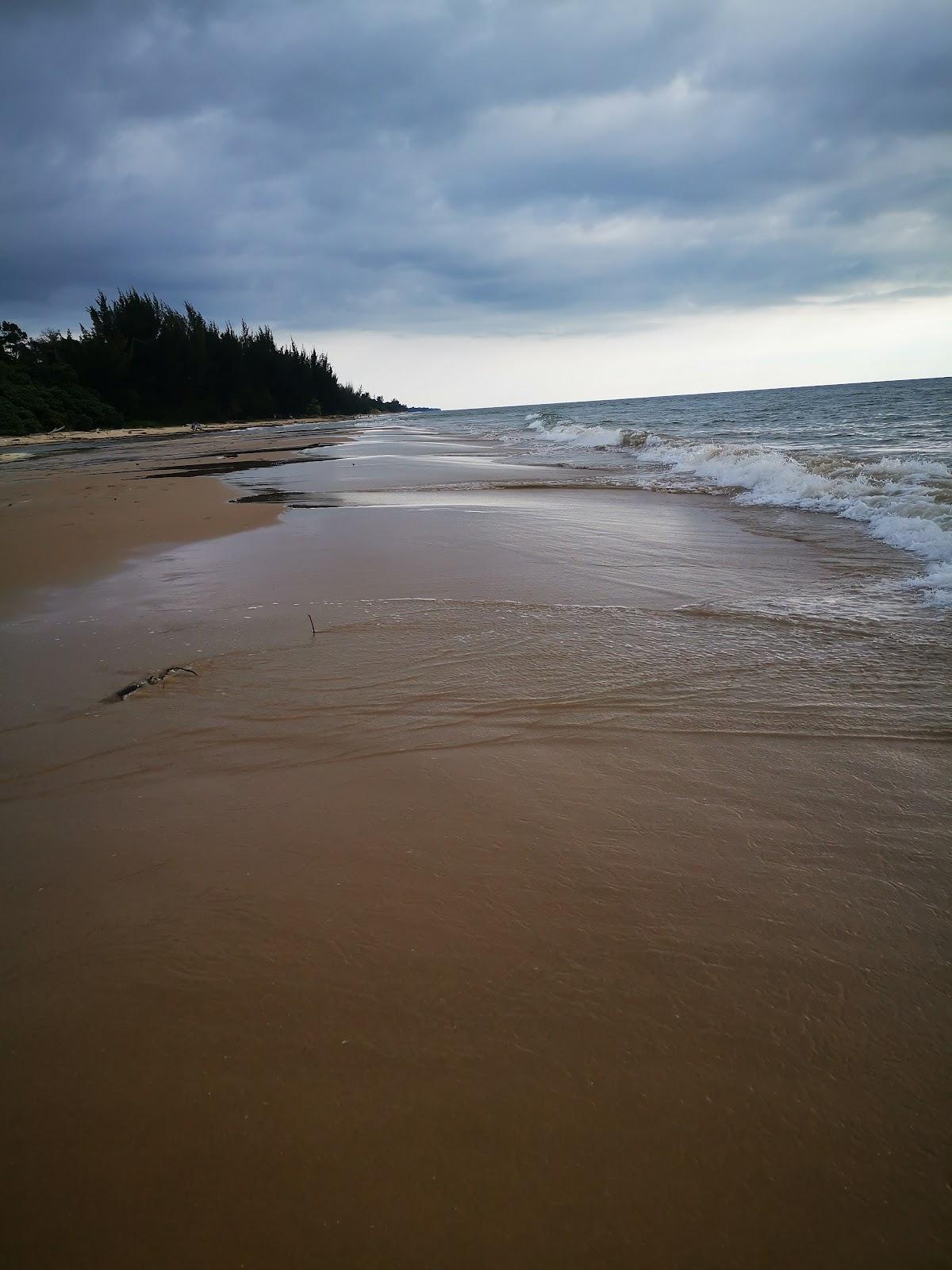 Sandee Beraya Beach