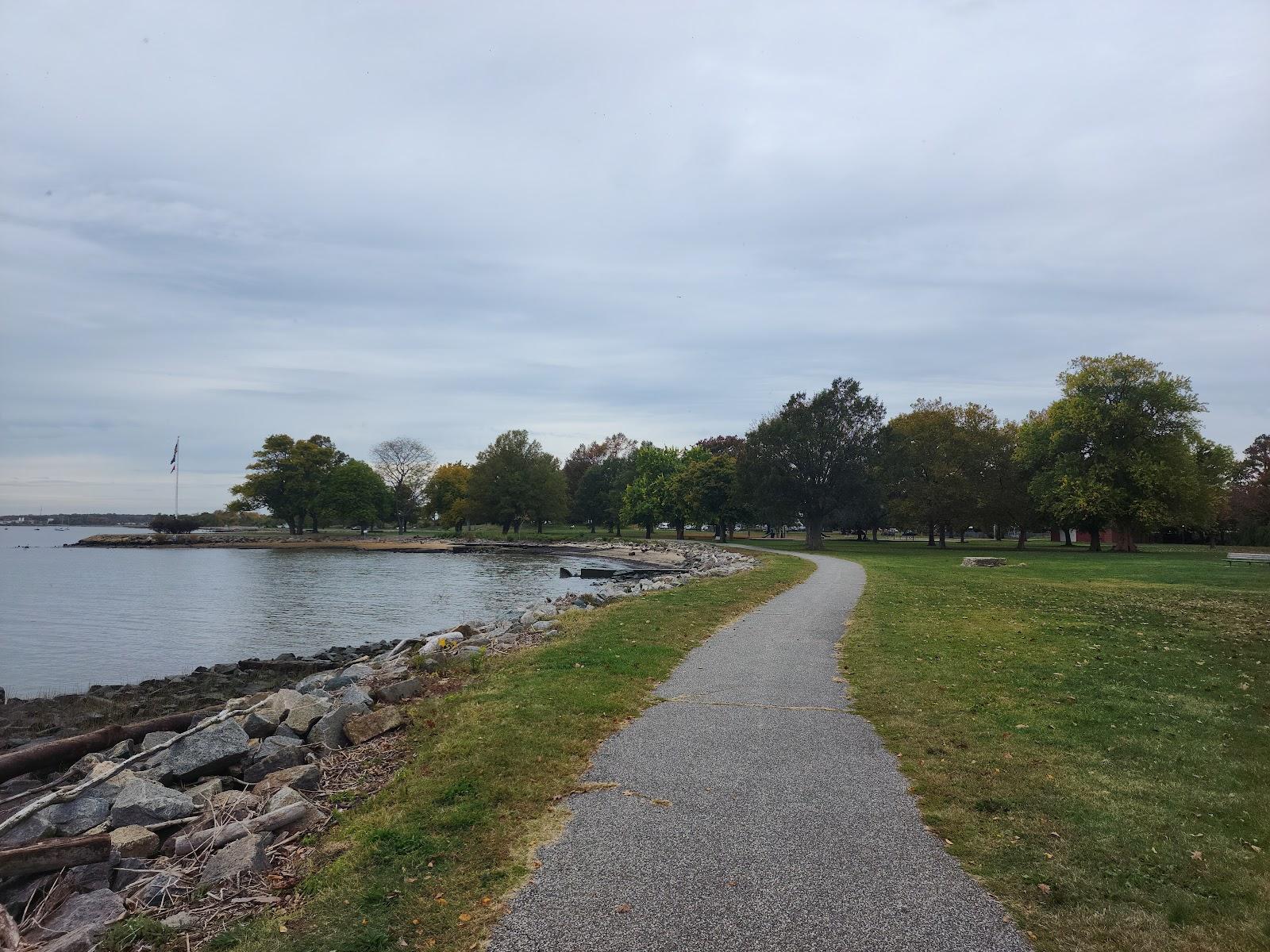 Sandee - New Castle Battery Park