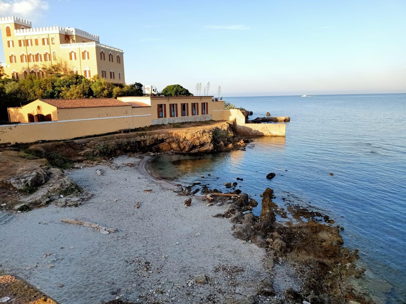 Sandee Spiaggia Di Las Tronas