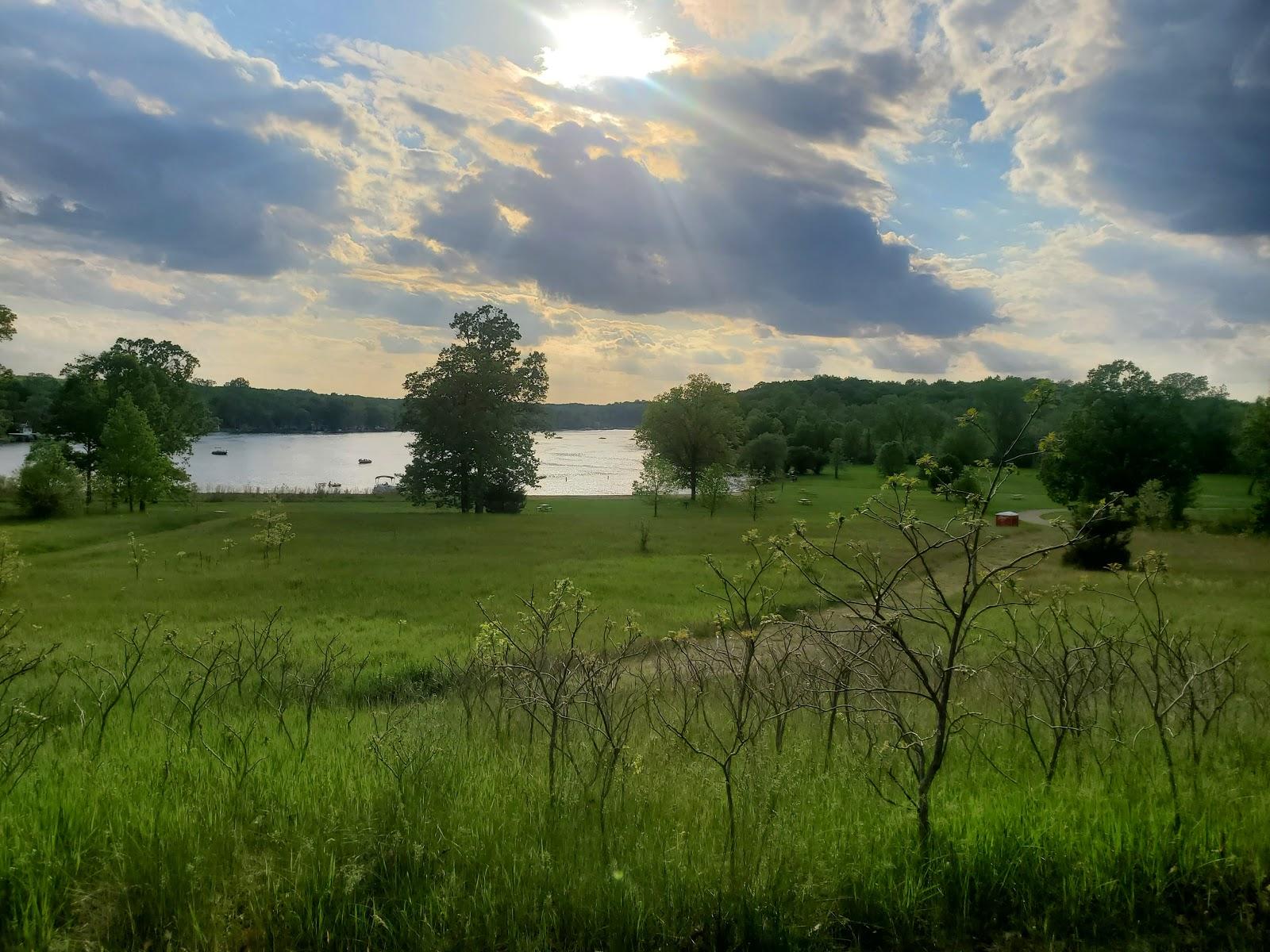 Sandee Halfmoon Lake Day Use Facility
