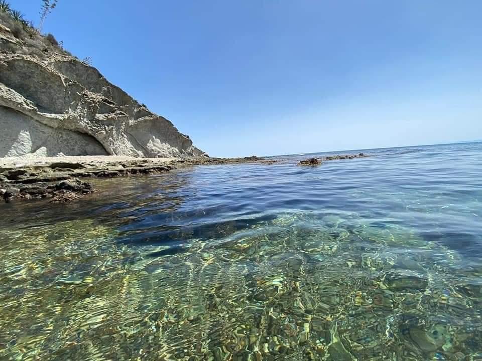 Sandee - Plage Trois Fourche