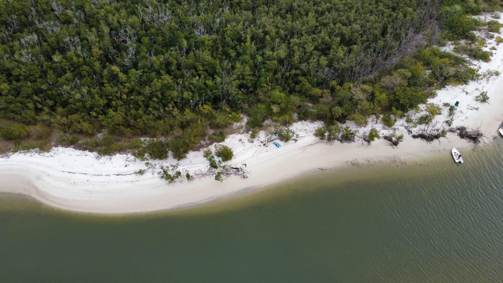 Sandee Picnic Key