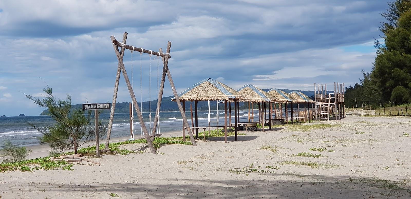 Sandee Pantai Beringin Photo