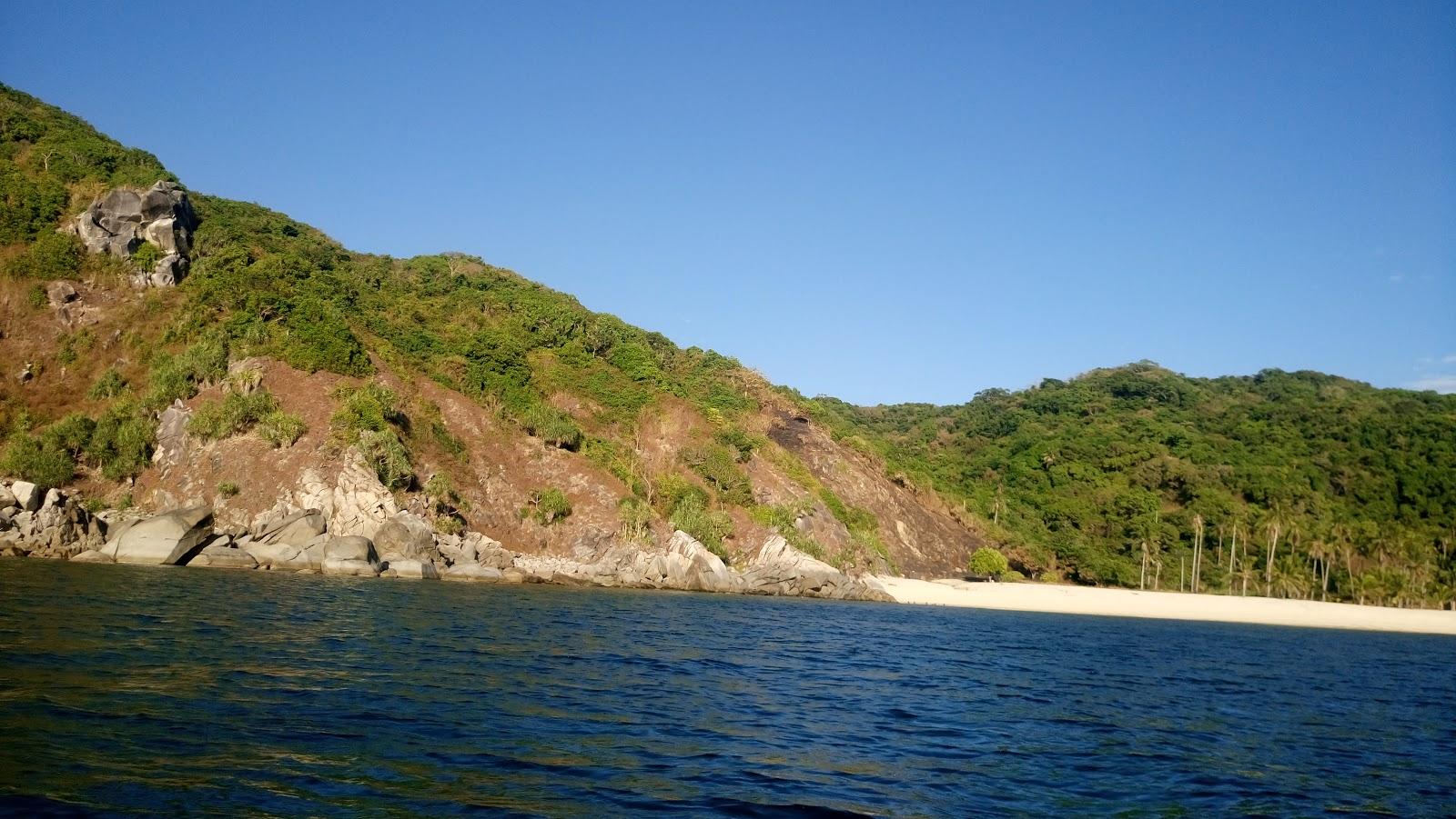 Sandee Kansulit Beach