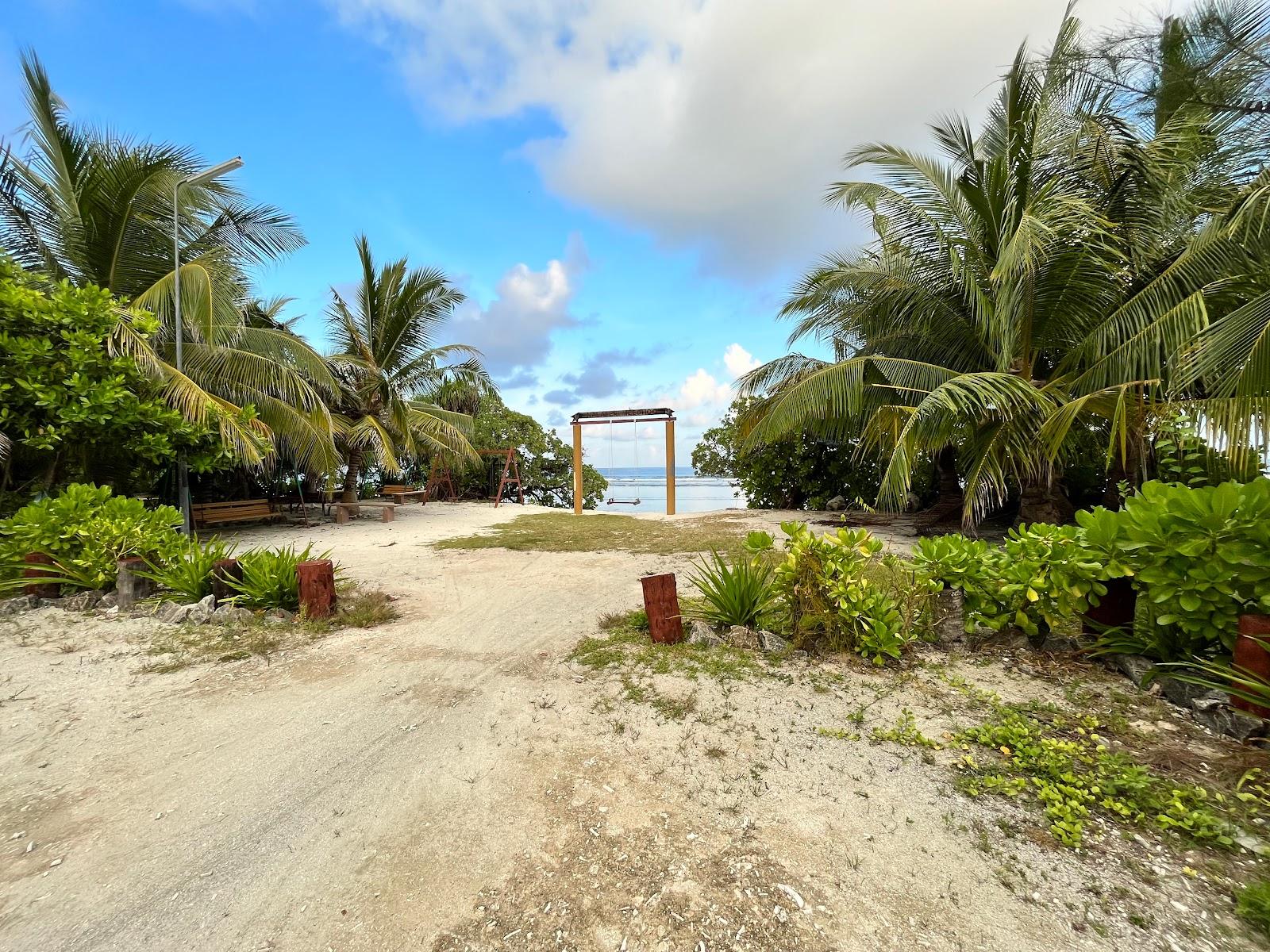 Sandee Veyraande Beach