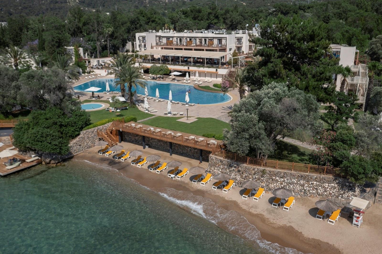 Sandee Doubletree By Hilton Bodrum Isil Club Resort Beach