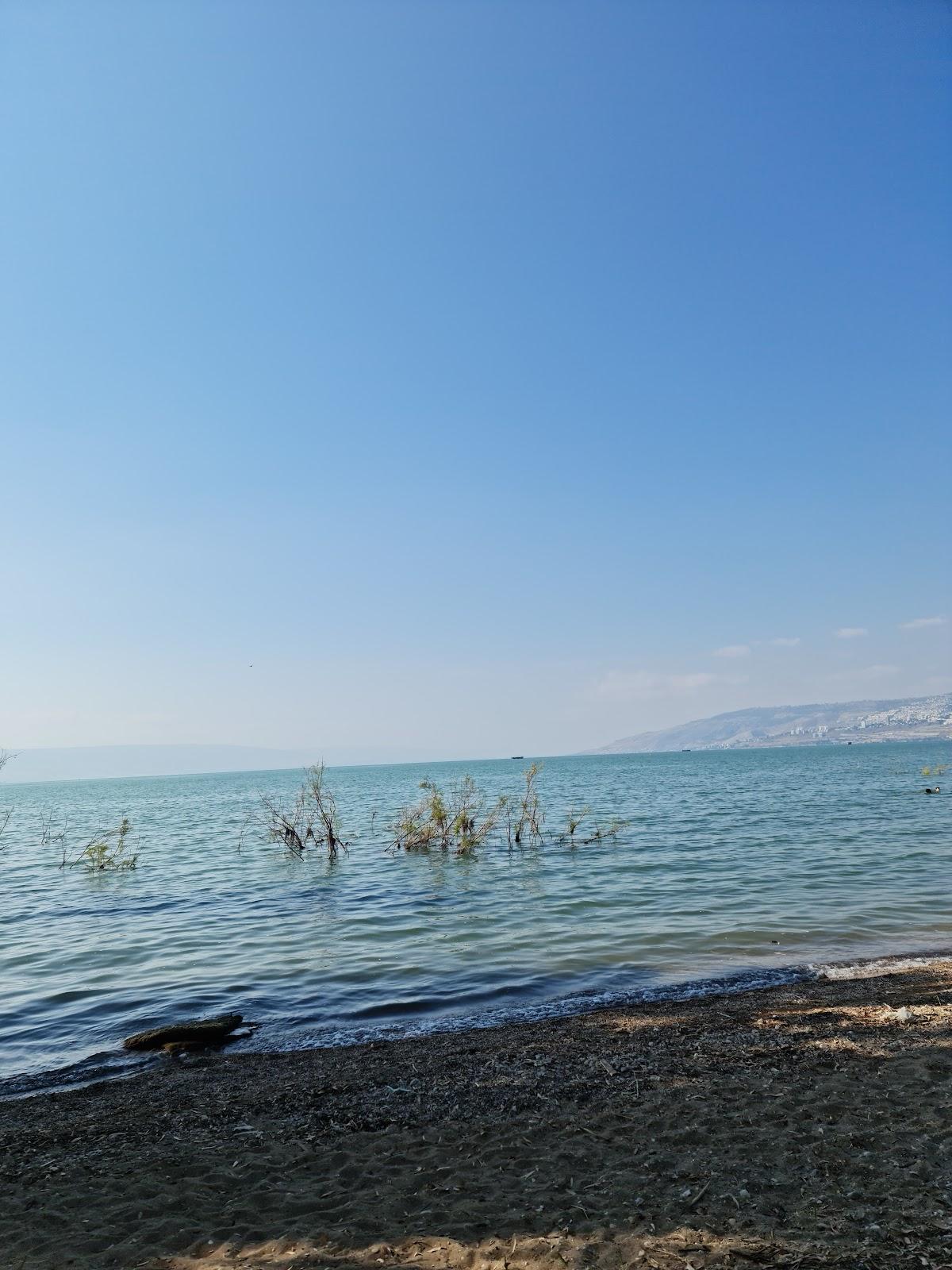 Sandee Hi Karei Deshe Hostel Beach Photo