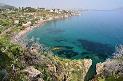 Sandee - Spiaggia - Ombelico Di Venere