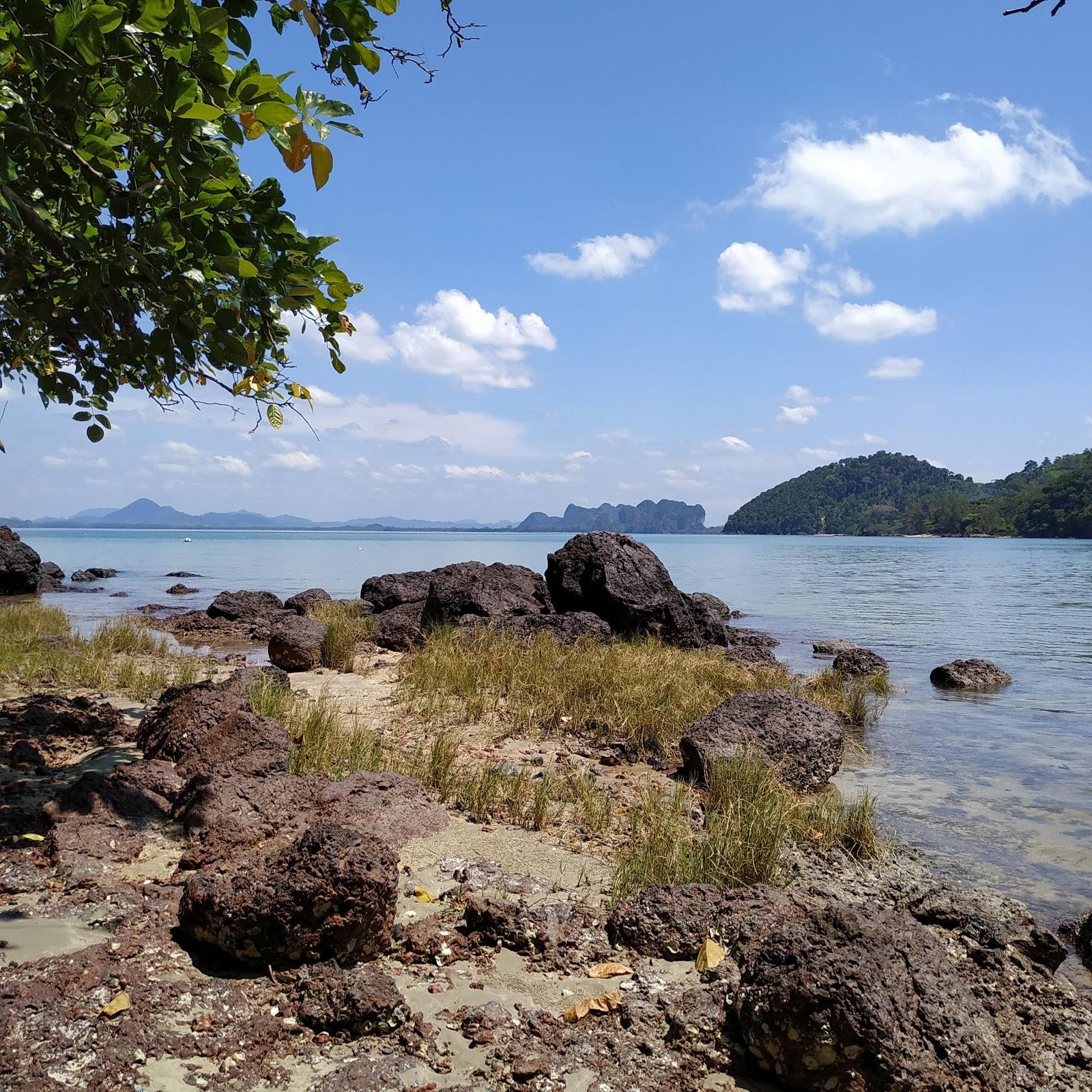 Sandee Stone Beach Photo