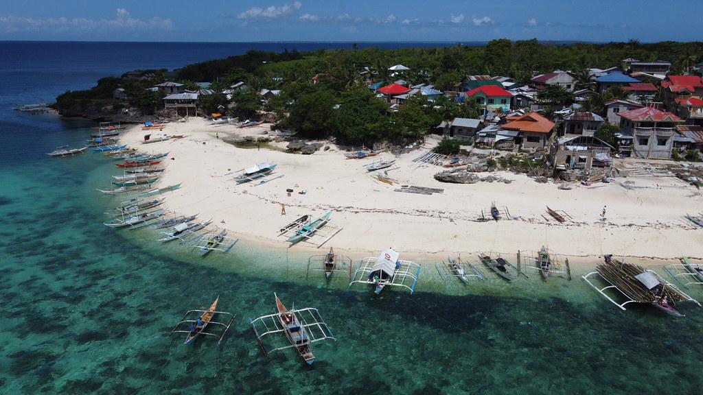 Sandee Gibitngil Island Photo