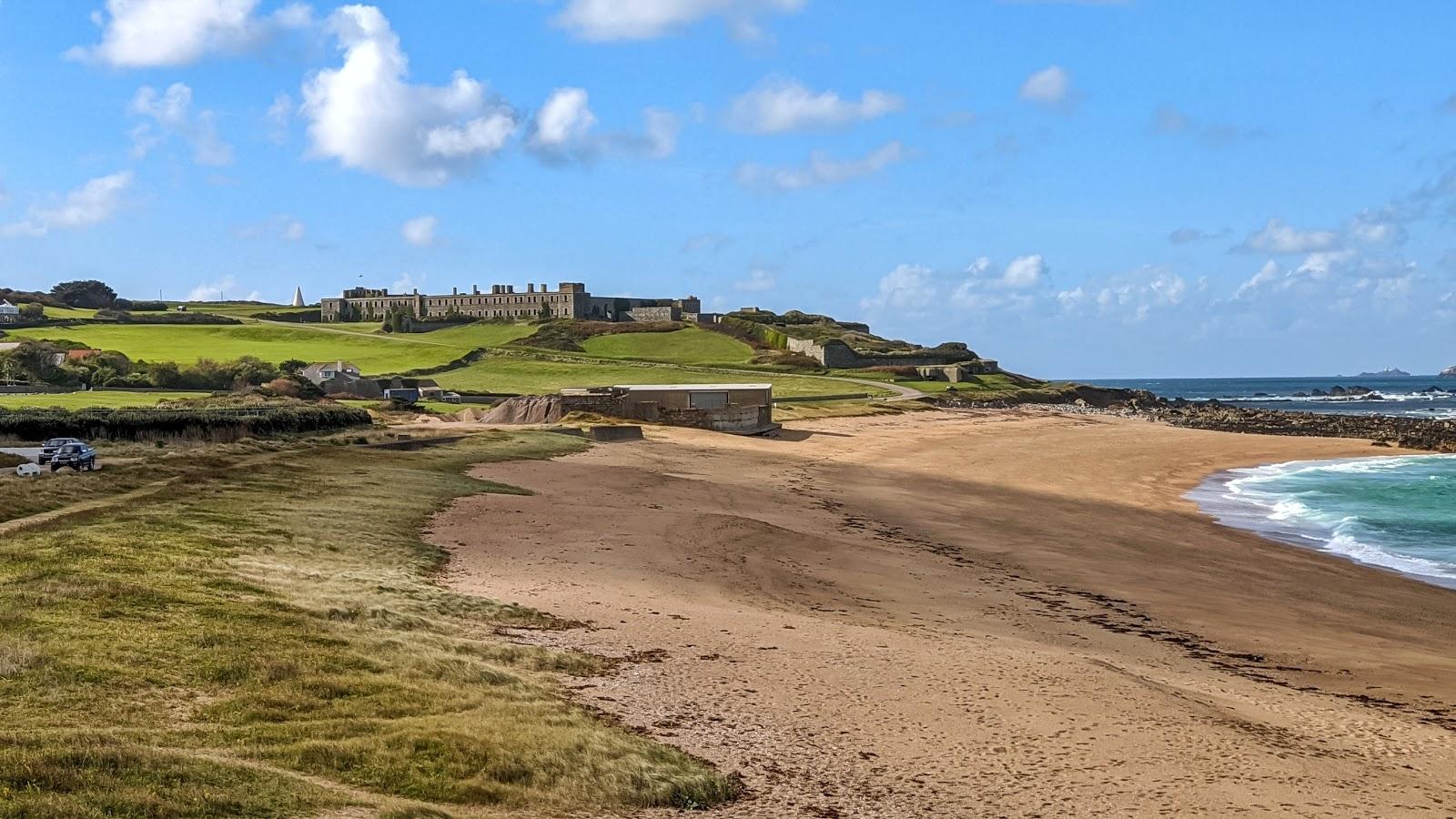 Sandee - HomePage / Alderney