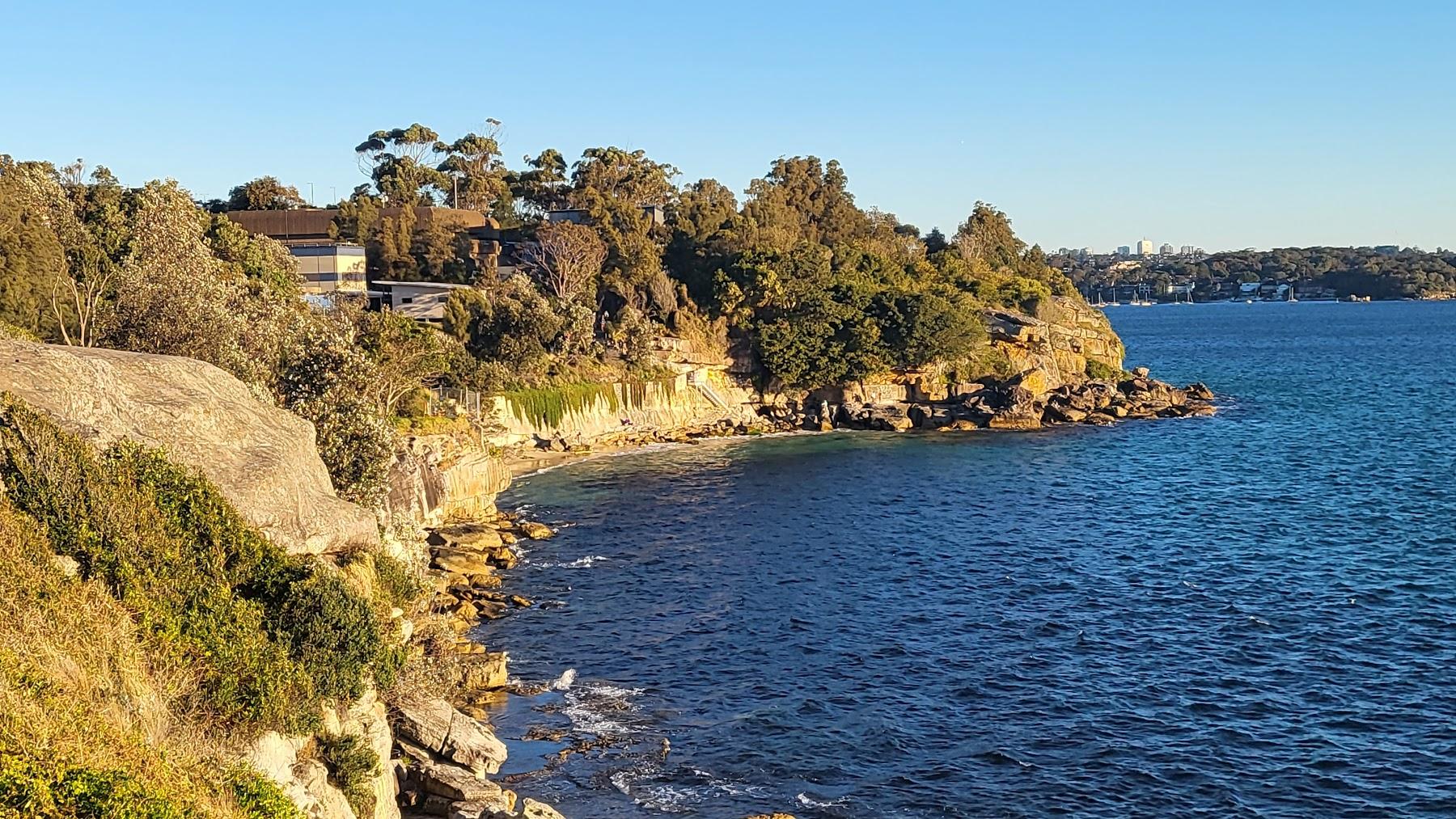 Sandee Lady Bay