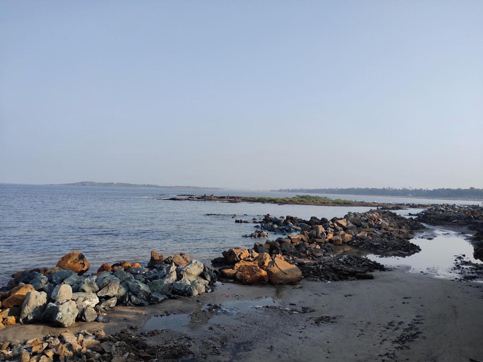 Sandee Dana Pani Beach