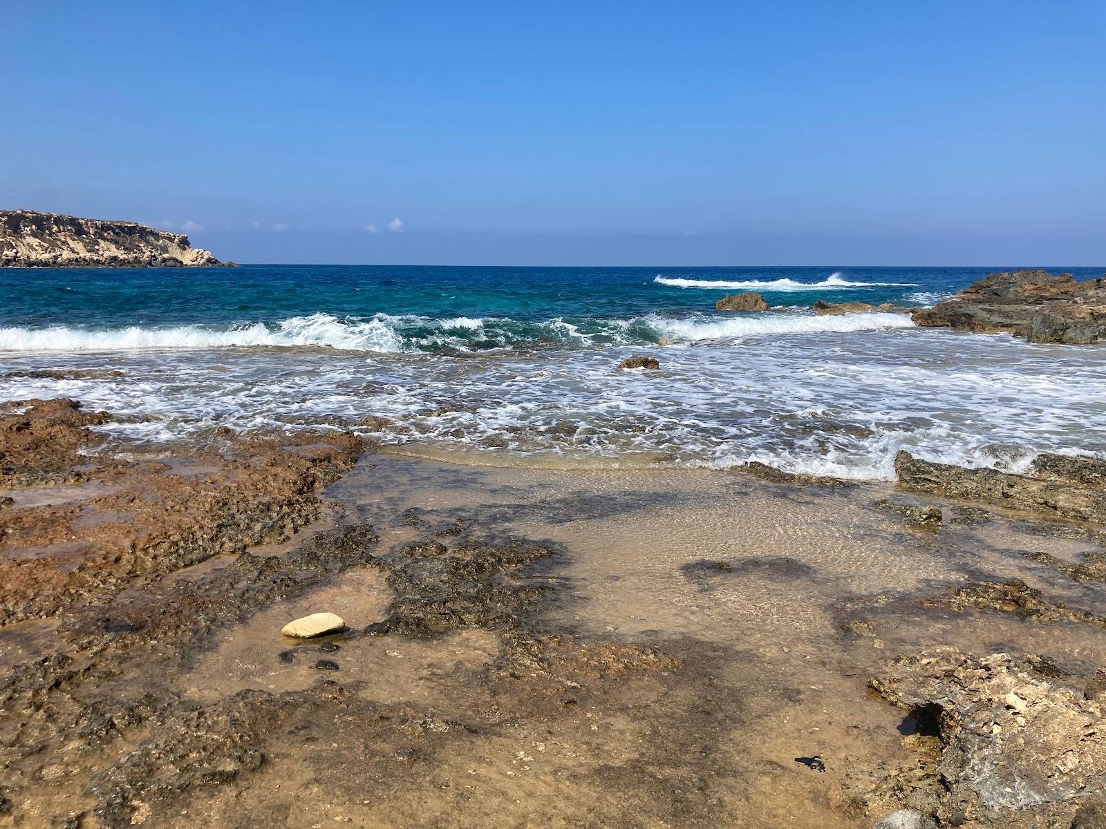 Sandee Geronisos Beach