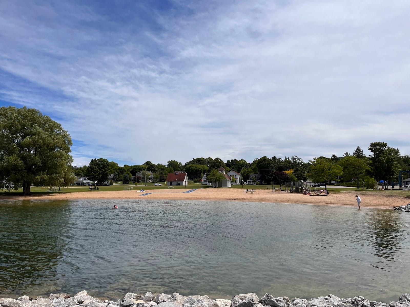 Sandee Peninsula Beach