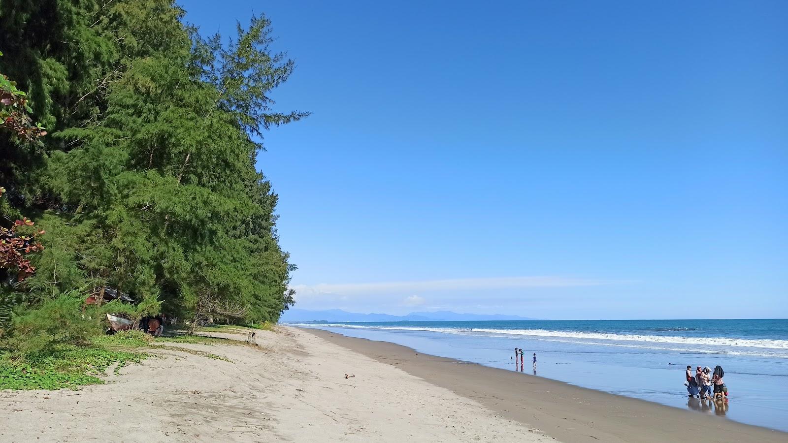 Sandee Pantai Katapiang Photo