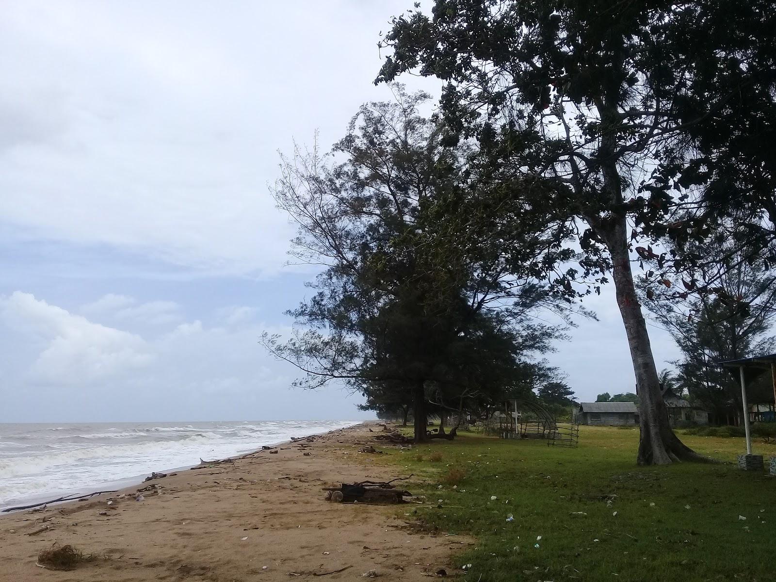 Sandee Pantai Puru Photo