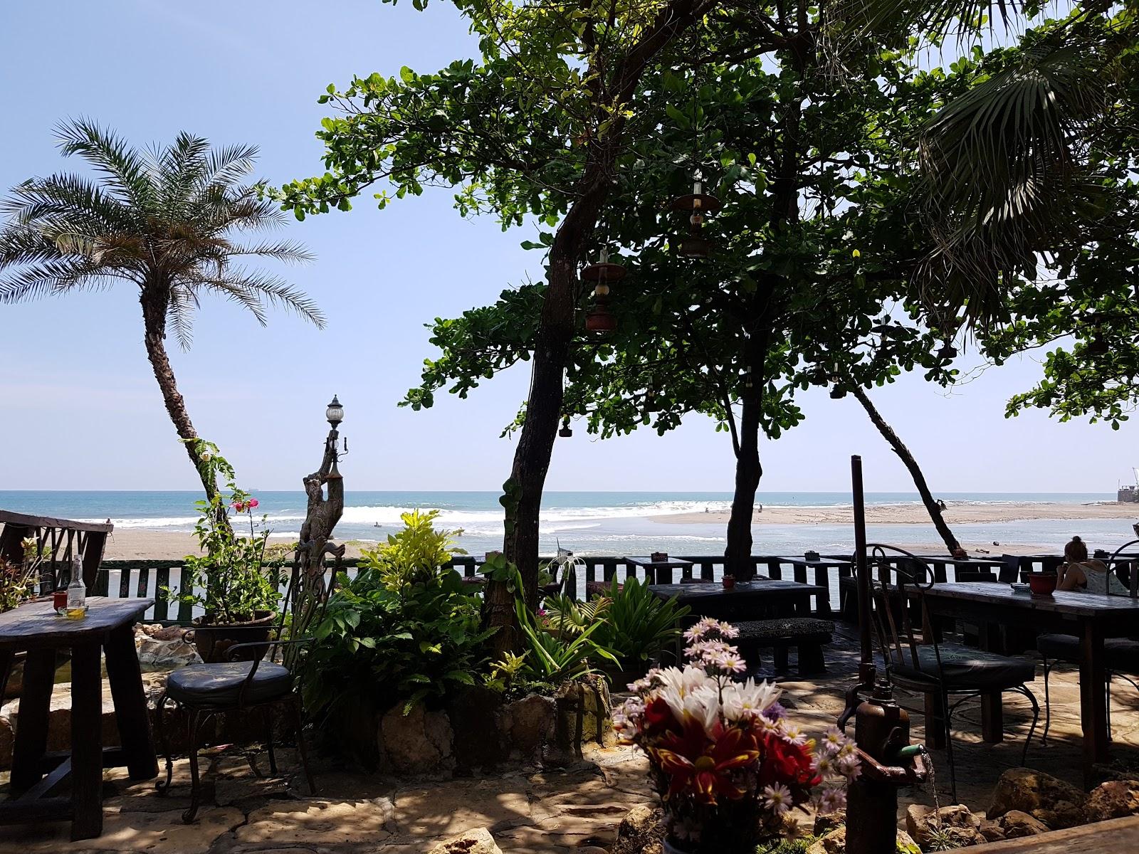 Sandee Pantai Kayu Putih