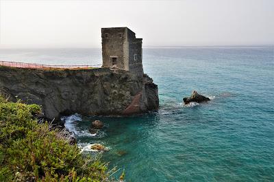 Sandee - Spiaggia Gliaca Di Piraino