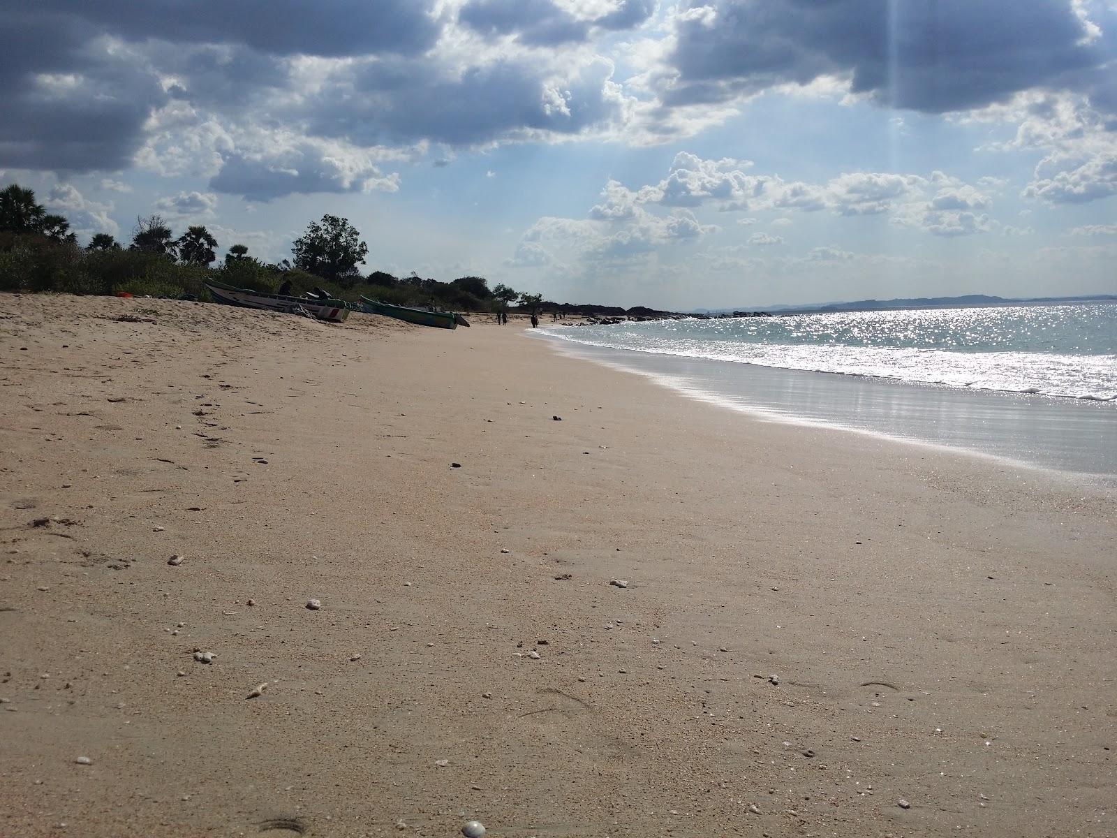 Sandee Sampur Beach