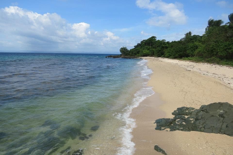 Sandee Bagotayoc Beach Photo