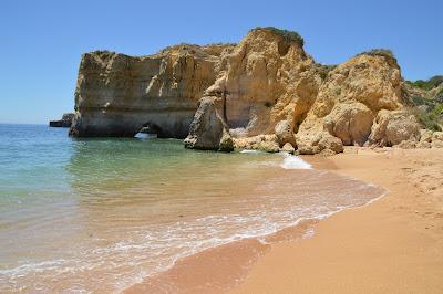 Sandee - Praia Da Mare Das Porcas