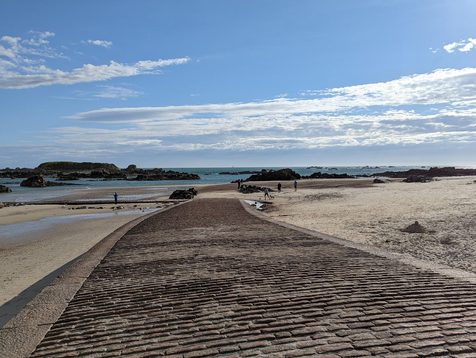 Sandee Green Island Beach