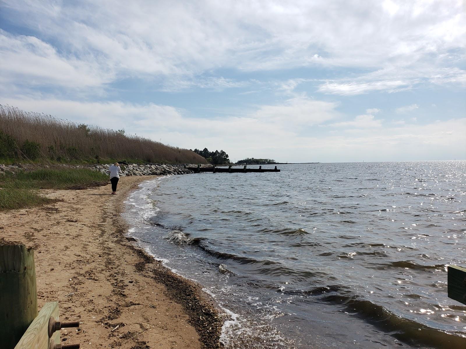Sandee Saxis Island