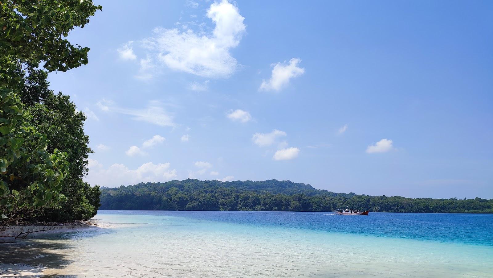 Sandee Pantai Pasir Putih Pulau Peucang