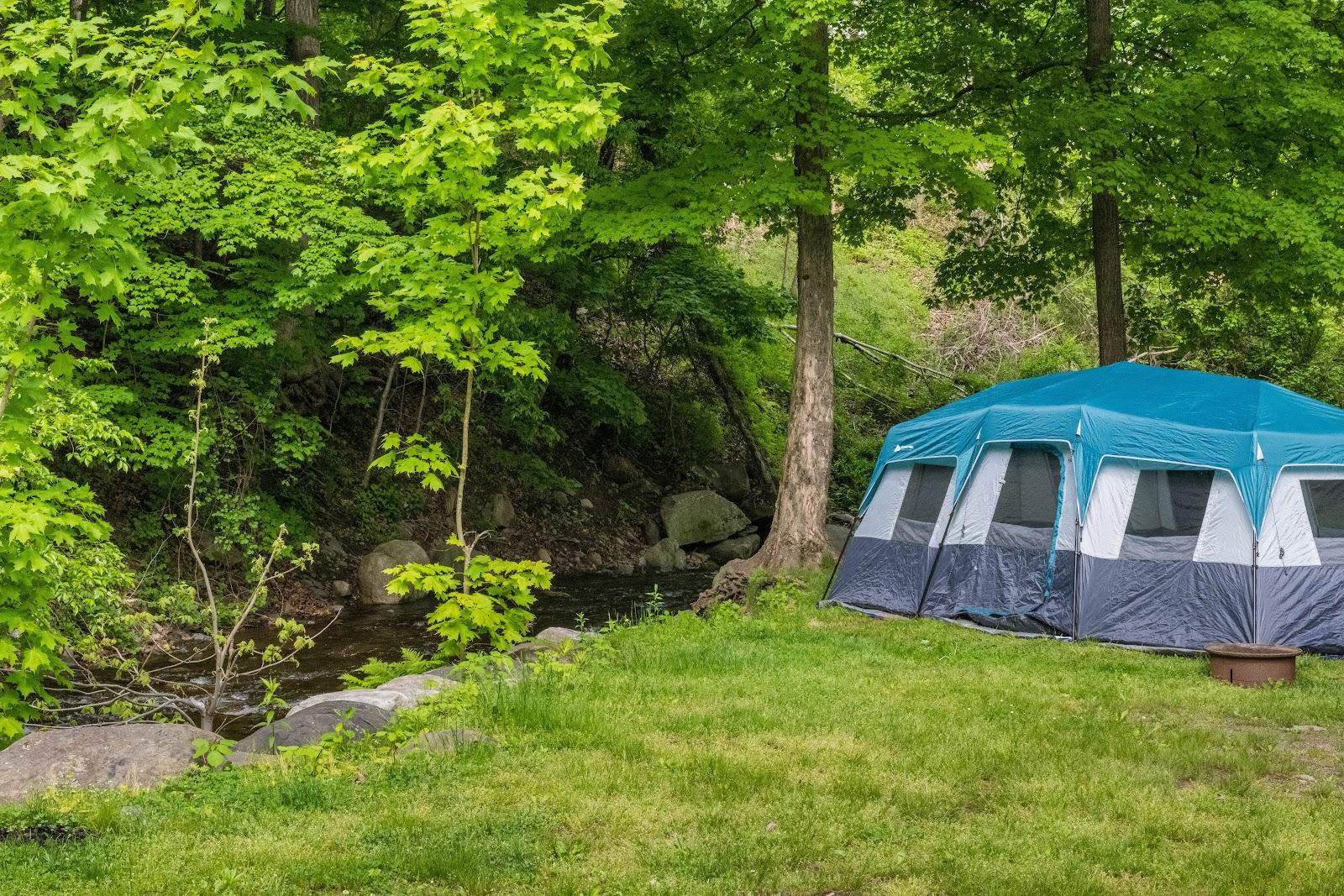 Sandee - Kittatinny Canoes - River Beach Campground