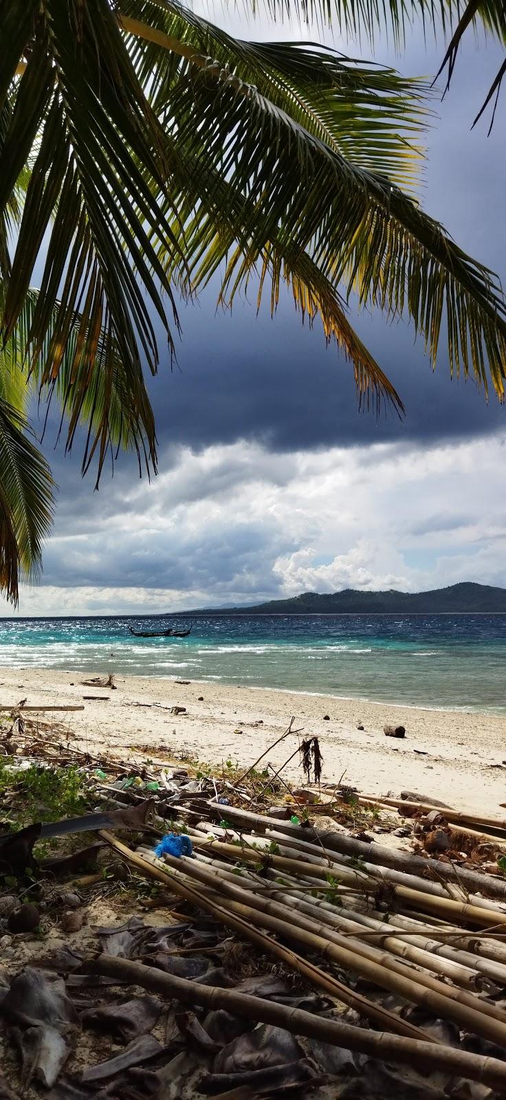 Sandee Sinunoc Island