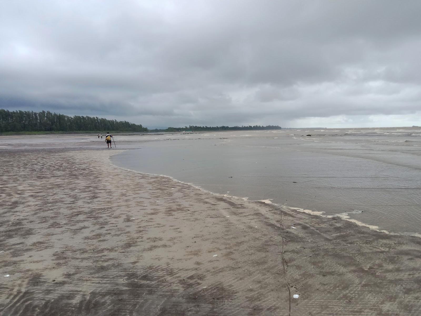 Sandee Awas Beach