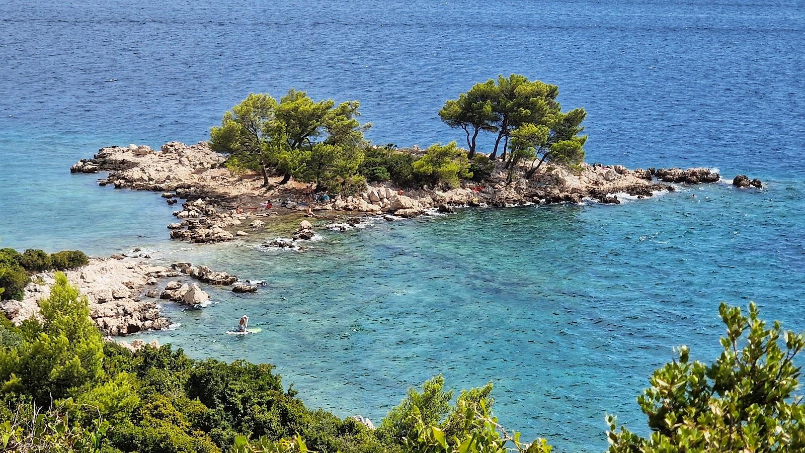 Sandee Sjekirica Beach Photo