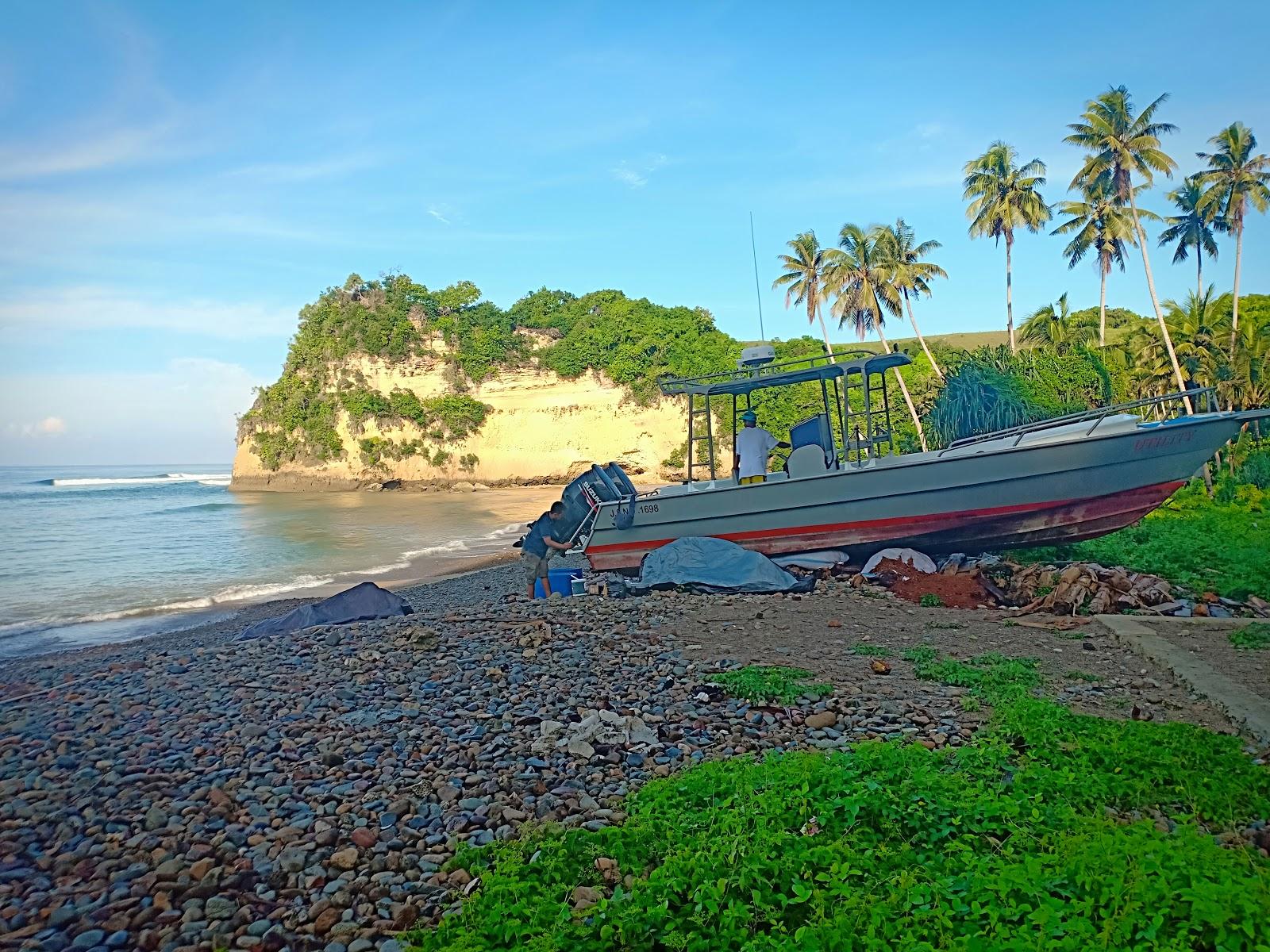 Sandee Pantai Ngedo