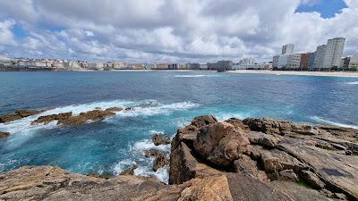 Sandee - Praia De Riazor