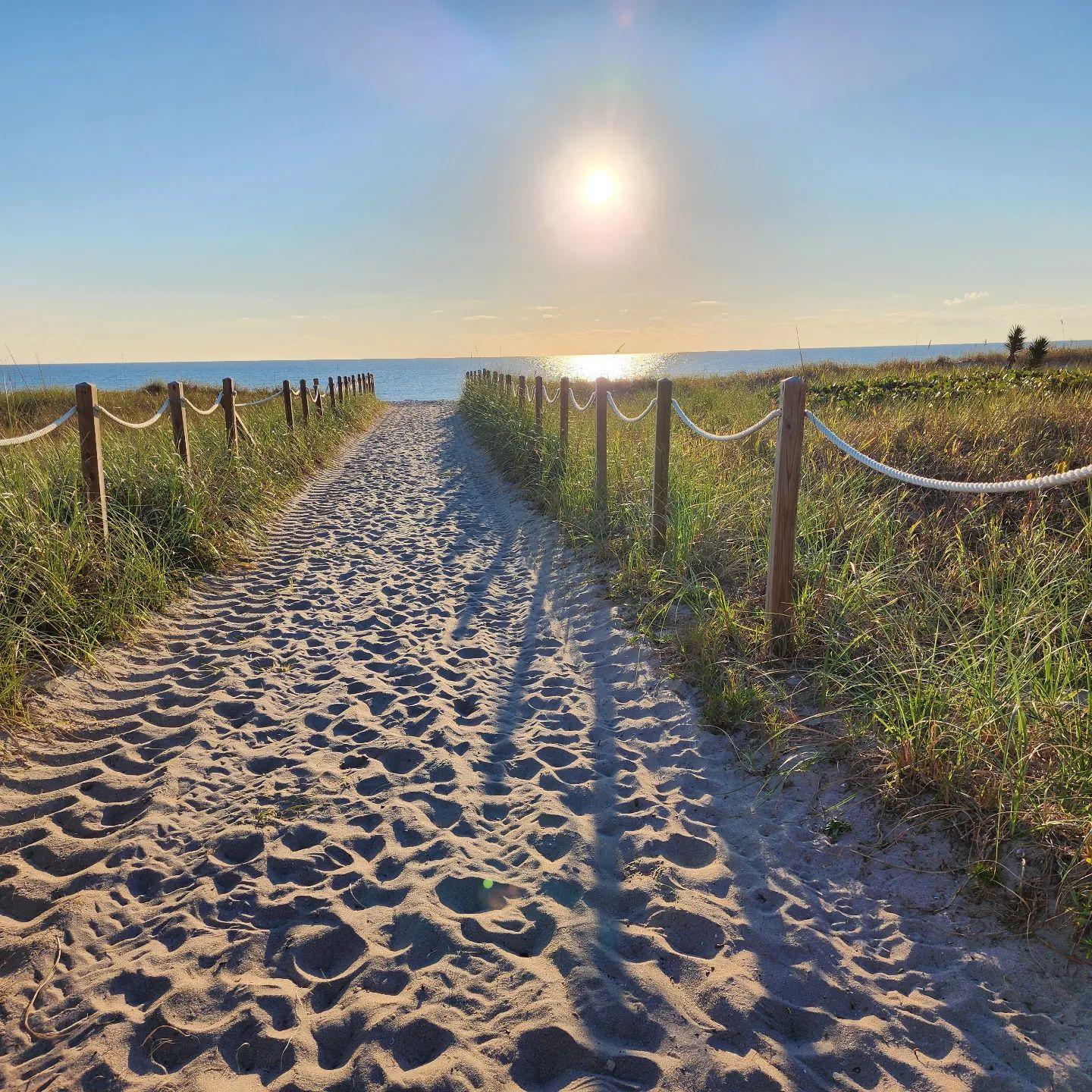 Sandee Eastwind Beach Club Photo