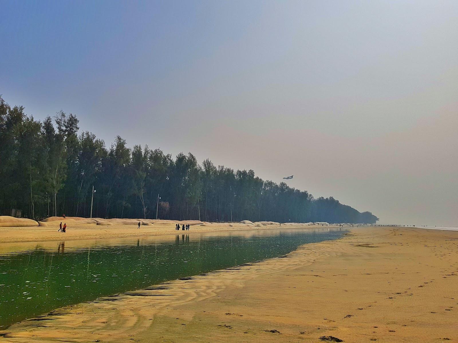 Sandee - Laboni Beach