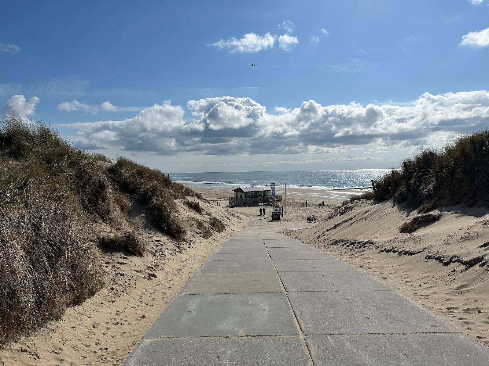 Sandee Beach Pavillion Paal Zes