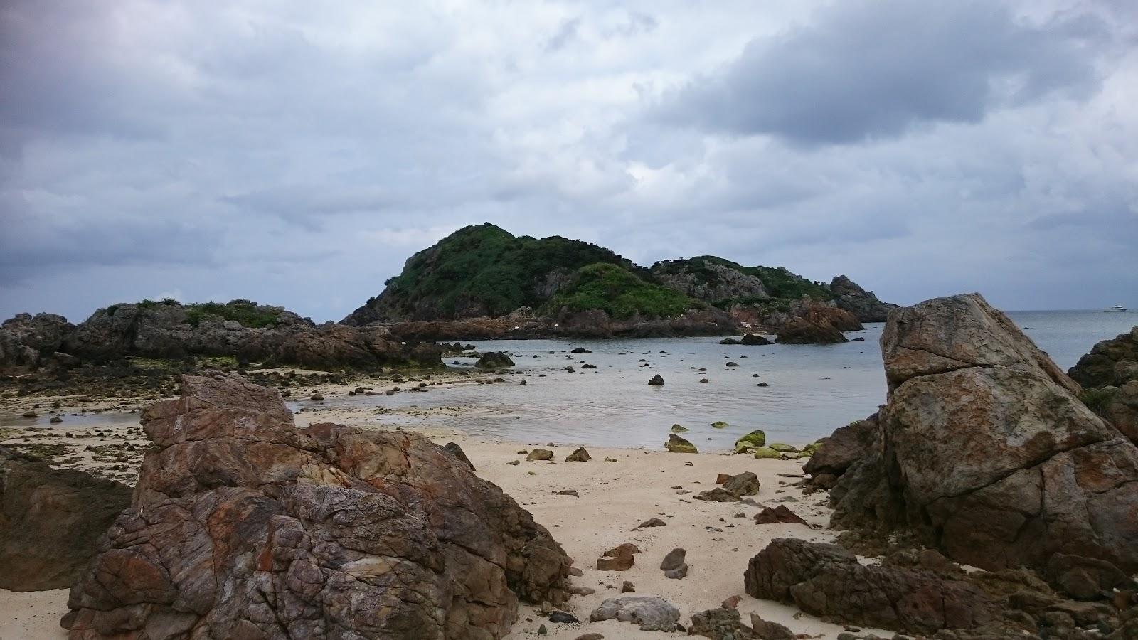 Sandee Hirari Island Beach Photo