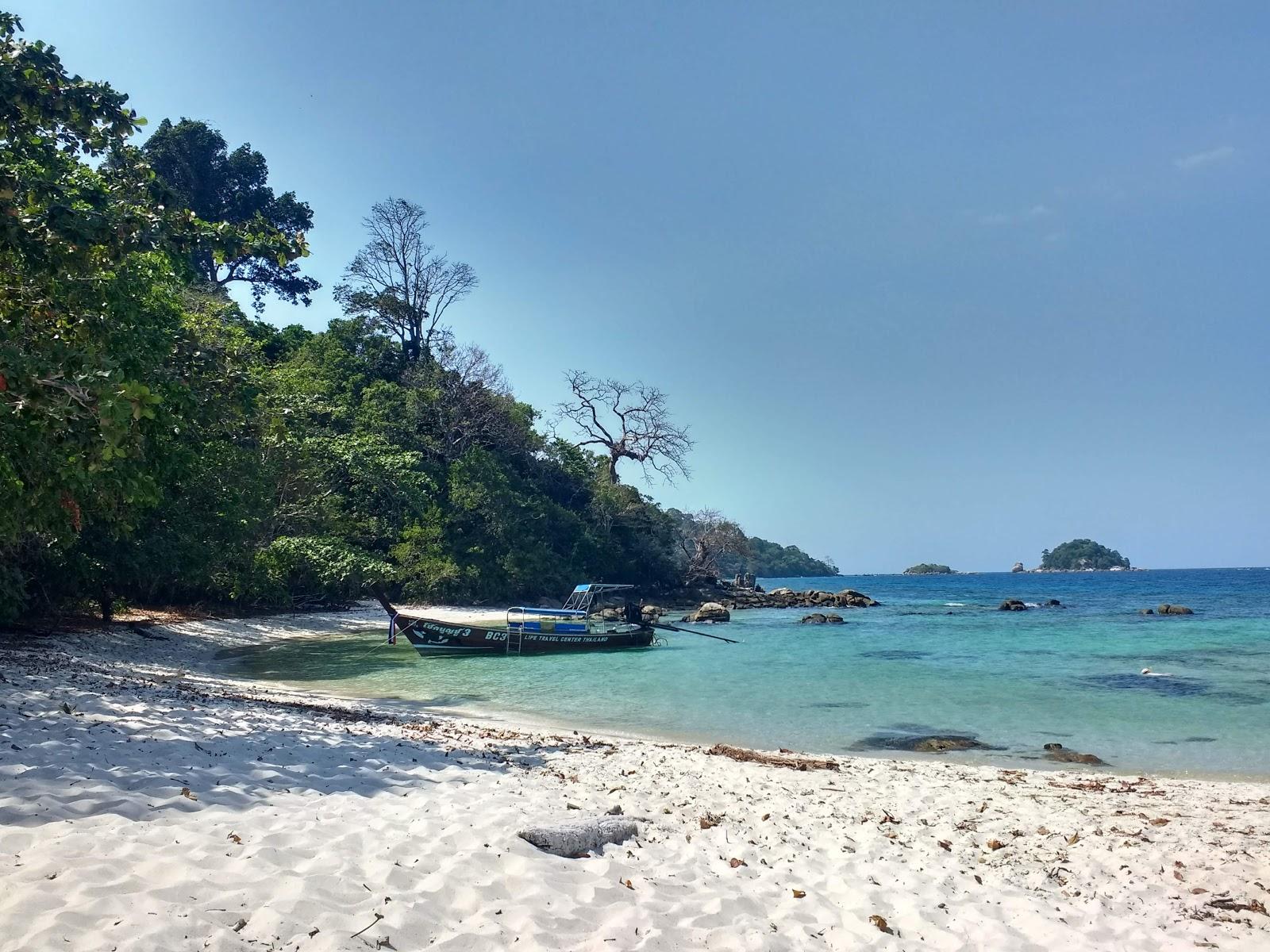 Sandee Ka Sing Beach