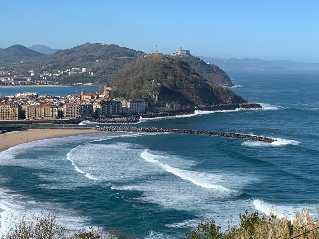 Sandee Zurriola Beach / Zurriolaka Hondartza