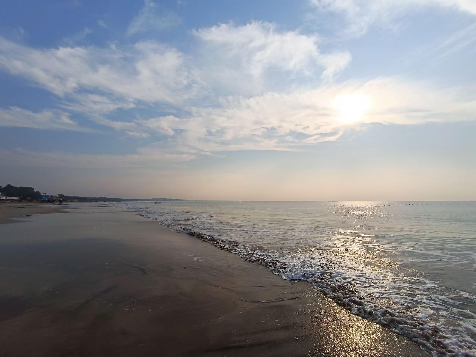 Sandee Ghoghla Beach Photo