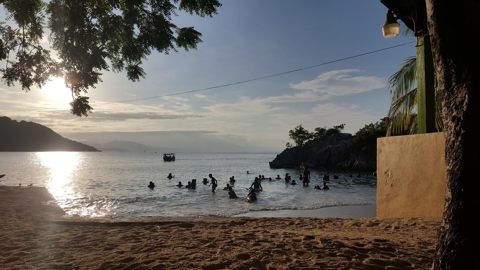 Sandee Kaylolo Plage