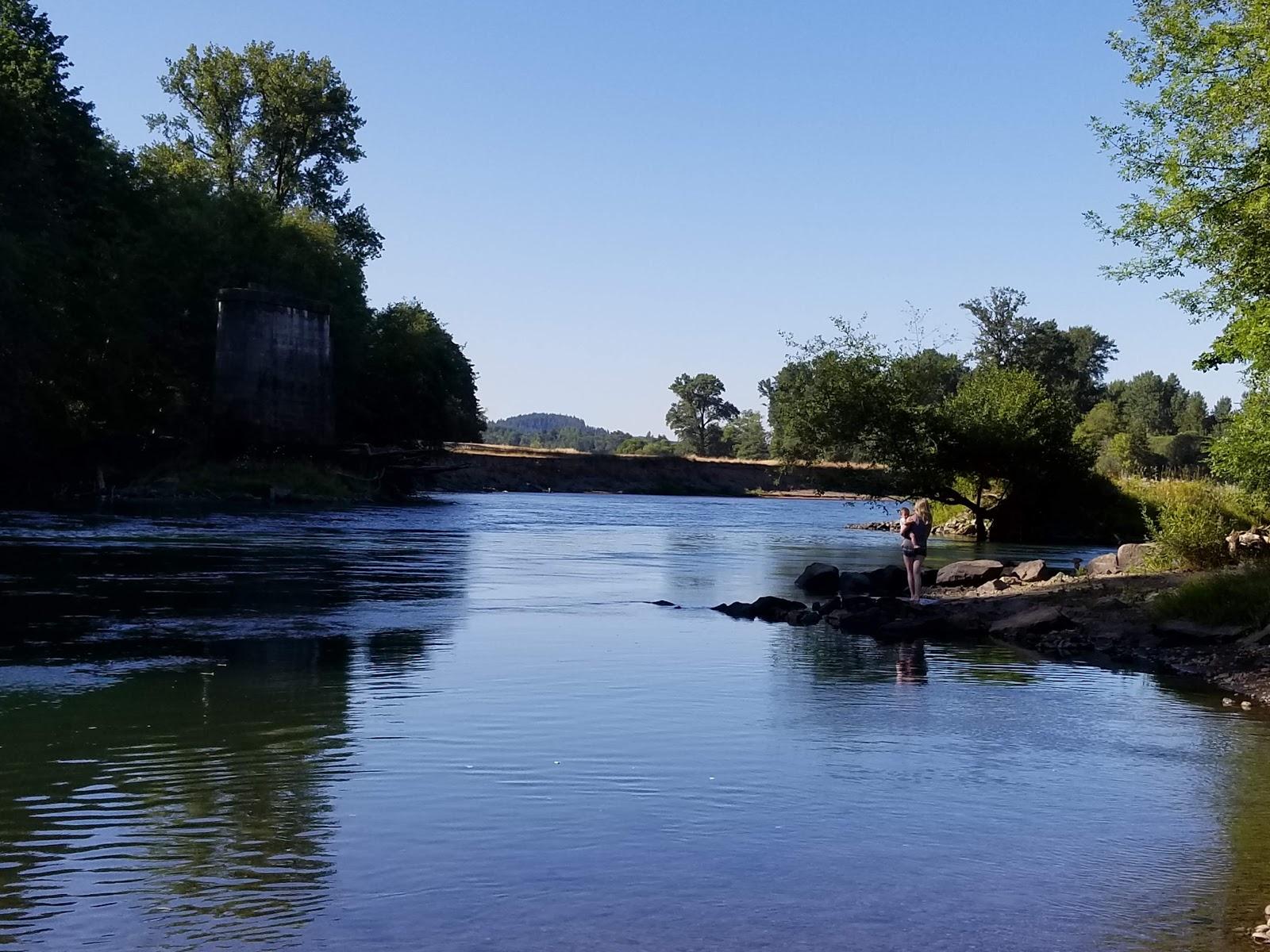 Sandee Cowlitz Fishing Spot Photo