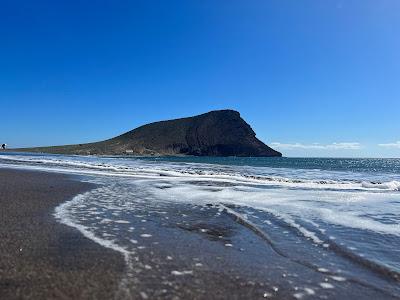 Sandee - Playa De Montana Roja