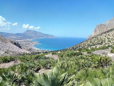 Sandee - Spiaggia Monte Cofano