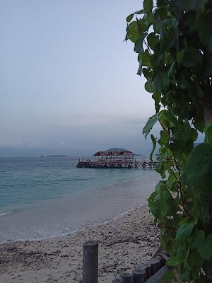 Sandee - Pulau Pamutusan